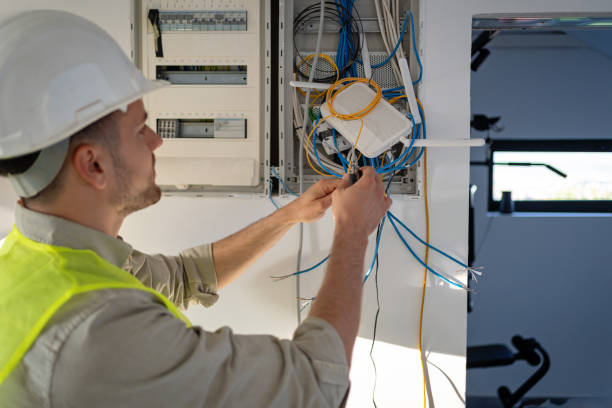 Best Affordable Emergency Electrician  in Durant, IA